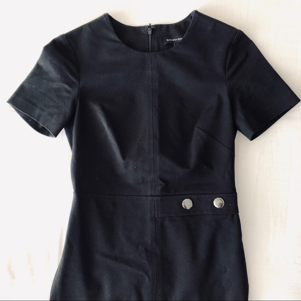 Banana Republic 00P Black Sheath Dress